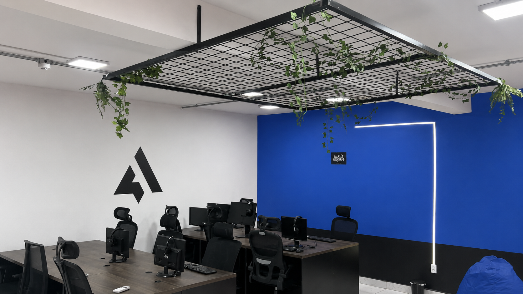 Espaço principal da S4FE COMPANY — sala de reuniões e estratégia
